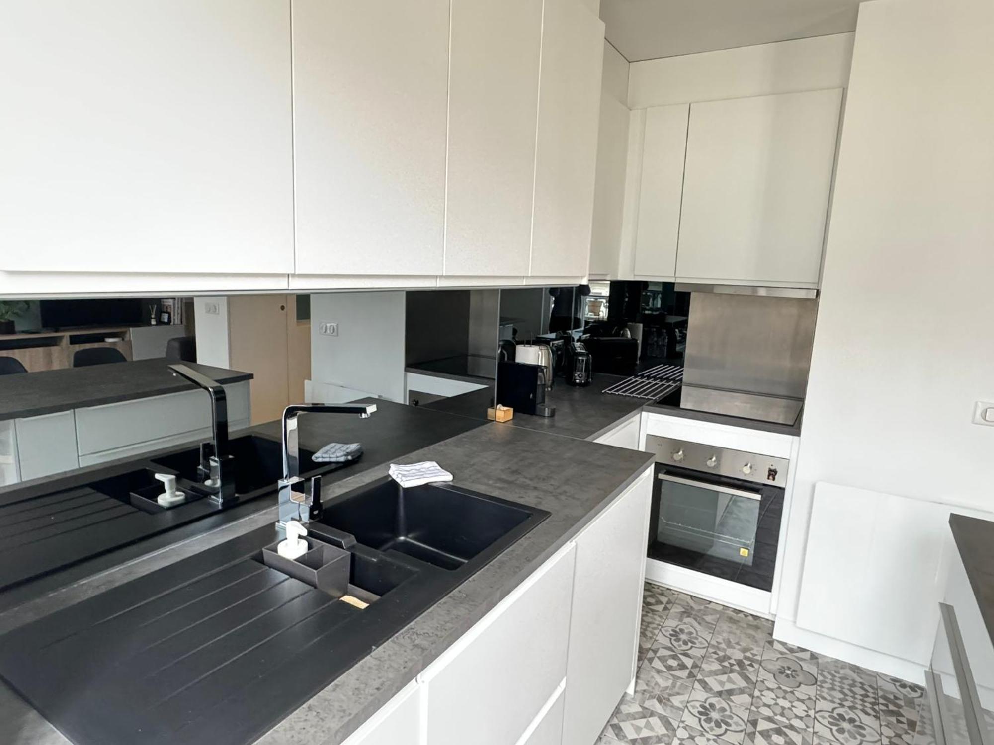 Paris Central 1 Bedroom Apartment With Ac מראה חיצוני תמונה